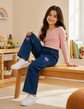 Sama – Weite Mädchenjeans mit Schleifen