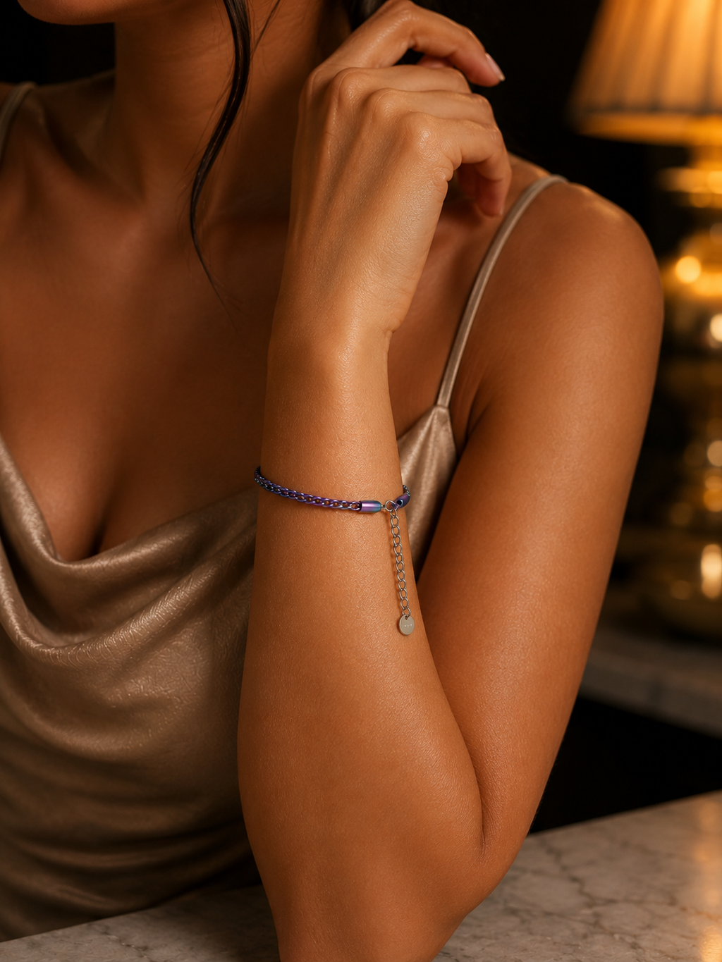 Shams – Armband mehrfarbig schillernd, geflochten